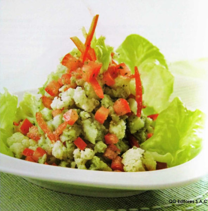 Ensalada de papa y coliflor