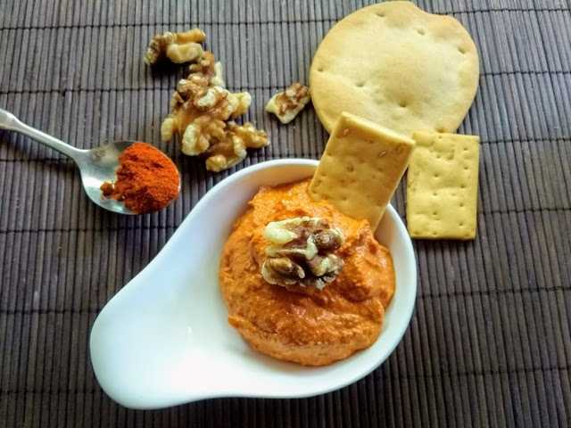 Paté de pimientos y nueces