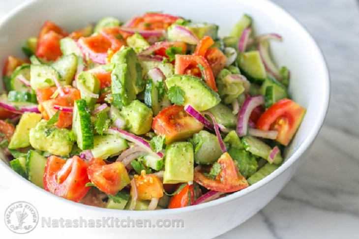 Ensalada de palta y tomates